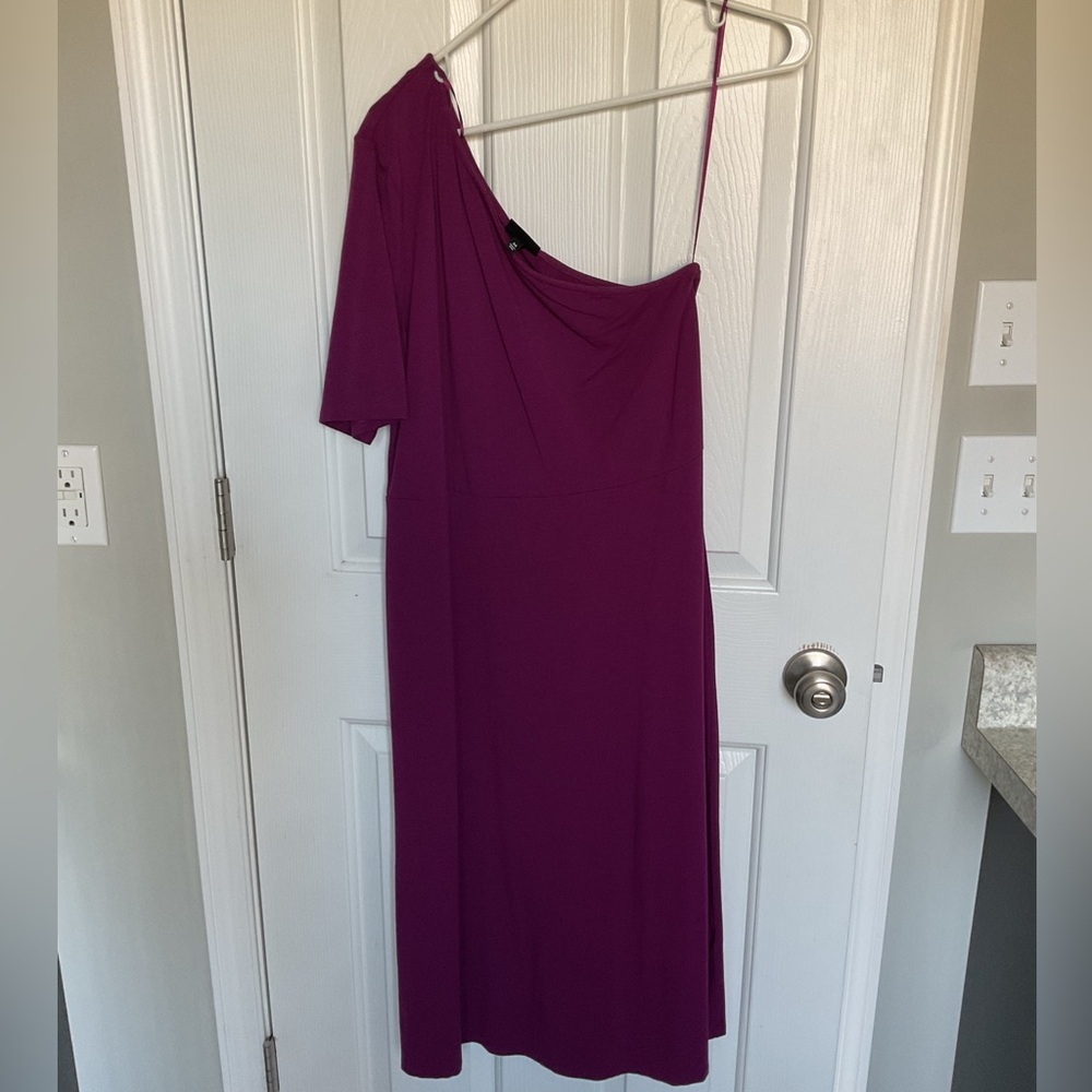 Who What Wear One-Shoulder Magenta Midi Dress